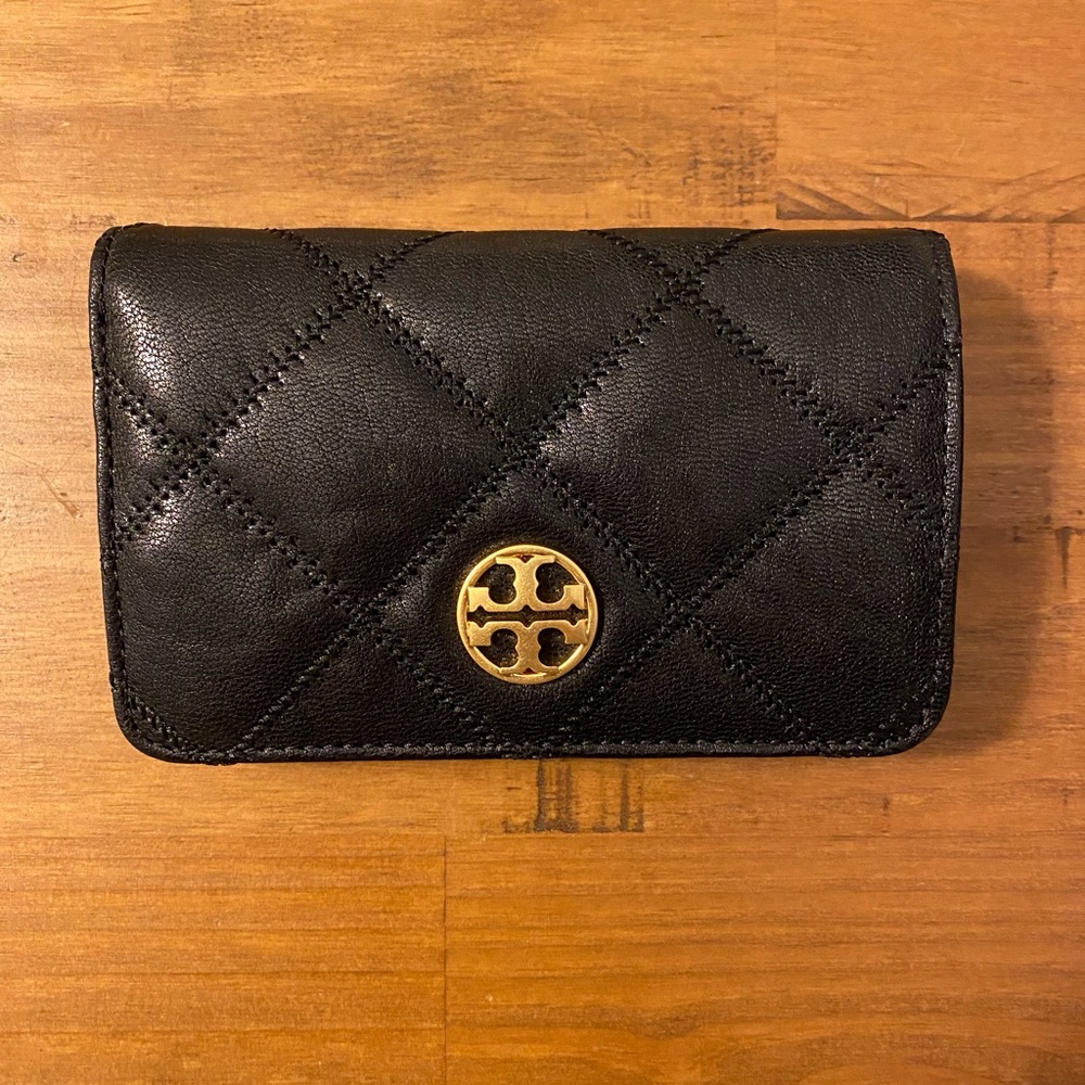 Tory Burch Willa Medium Wallet, Black Quilted (New with tags!)
